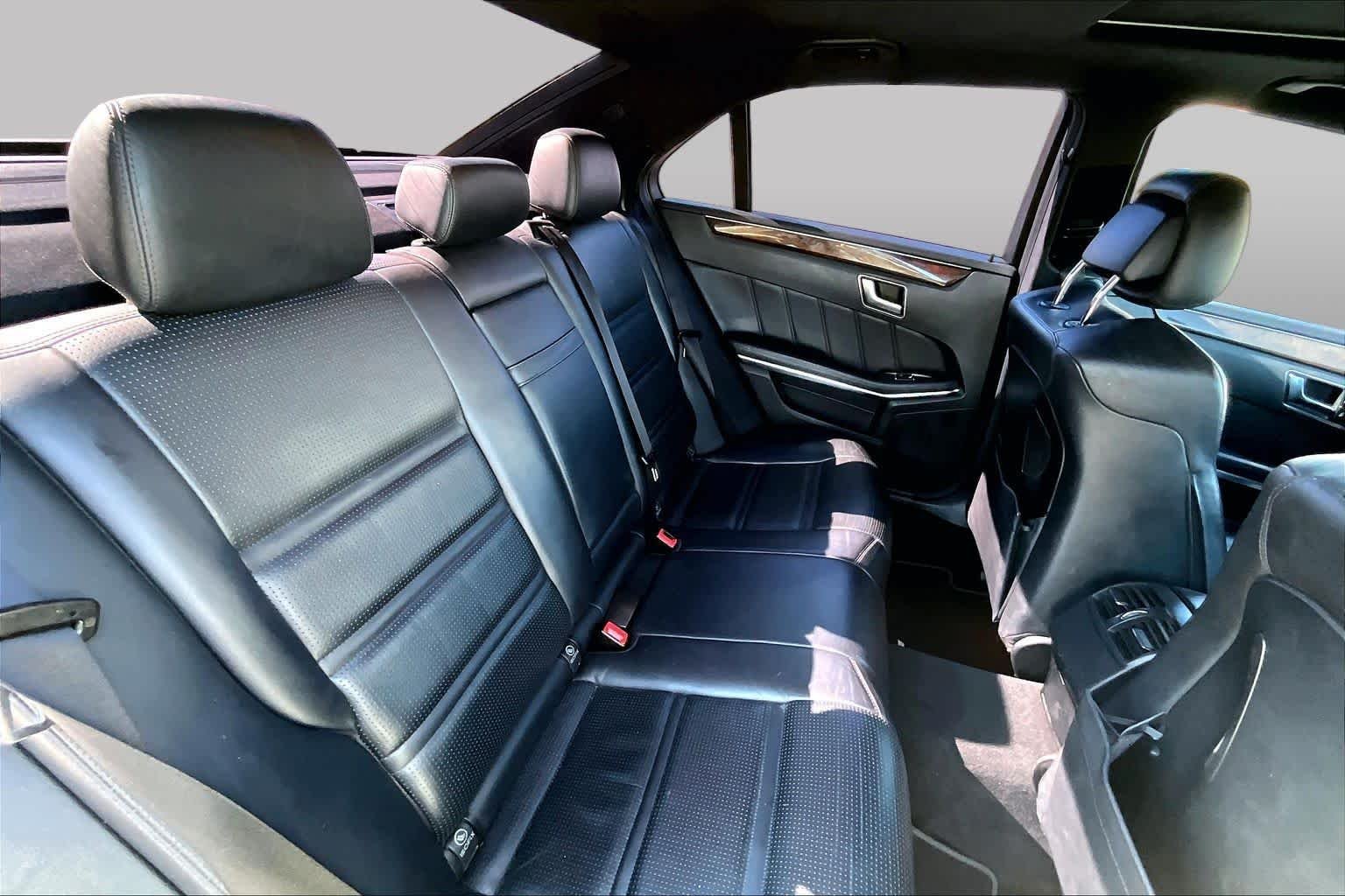 Used 2014 Diamond Silver Metallic Mercedes-Benz E 63 AMG® image 34