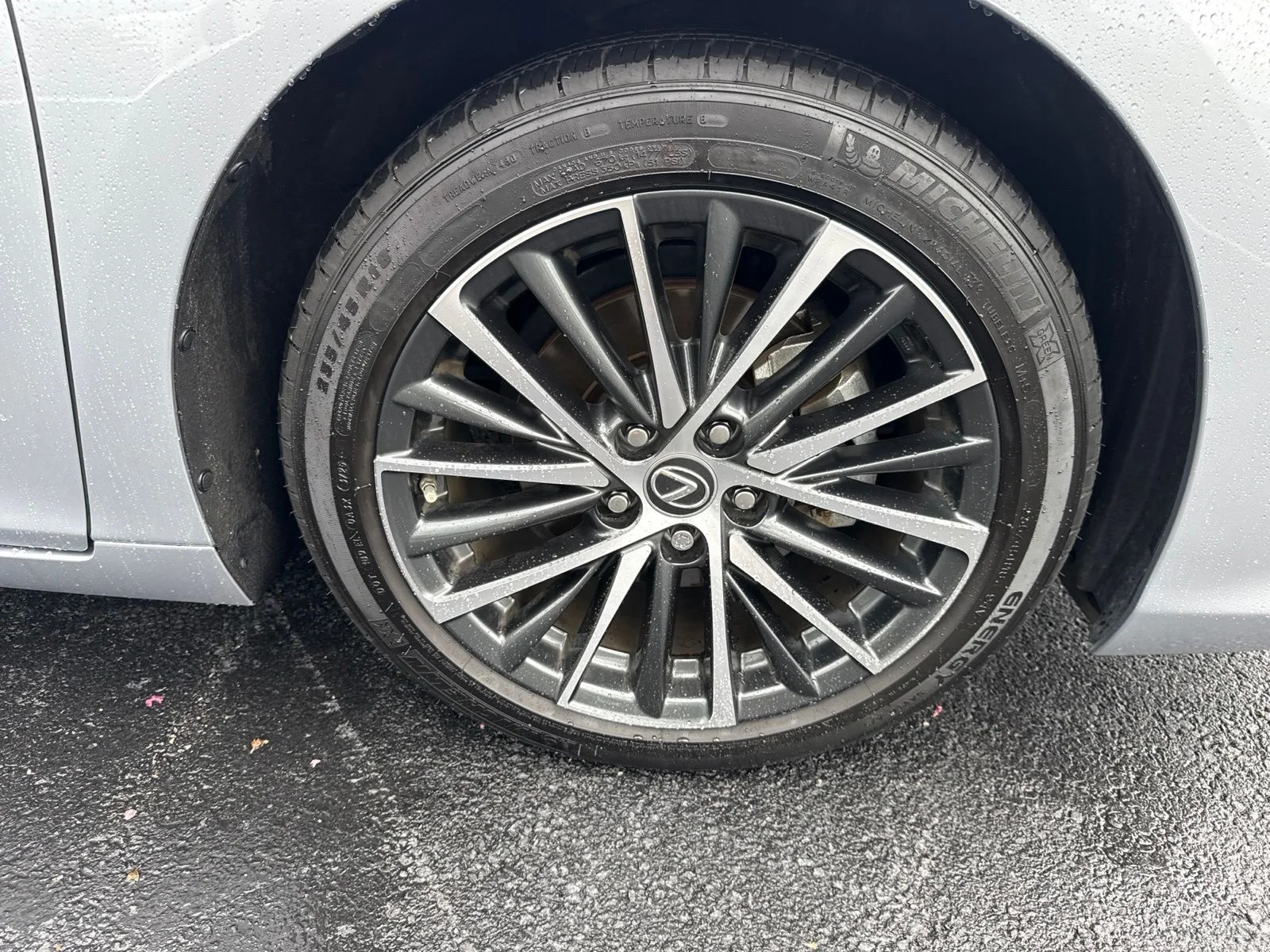 Used 2025 Silver Lexus 350 image 24