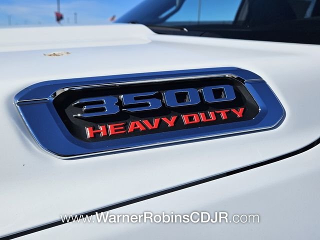 New 2026 Bright White Clear-Coat Exterior Paint RAM Tradesman image 18