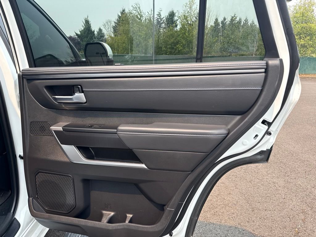 Used 2024 Wind Chill Pearl Toyota Platinum image 25