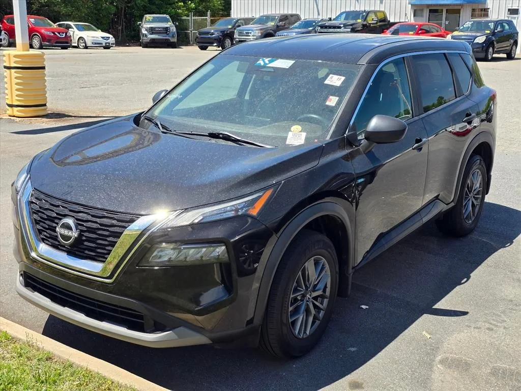 Used 2023 Black Nissan S image 2