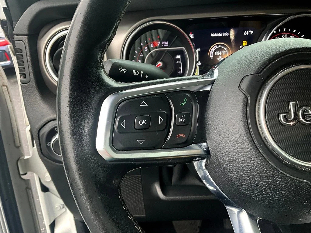 Used 2019 Bright White Clearcoat Jeep Unlimited Rubicon image 12