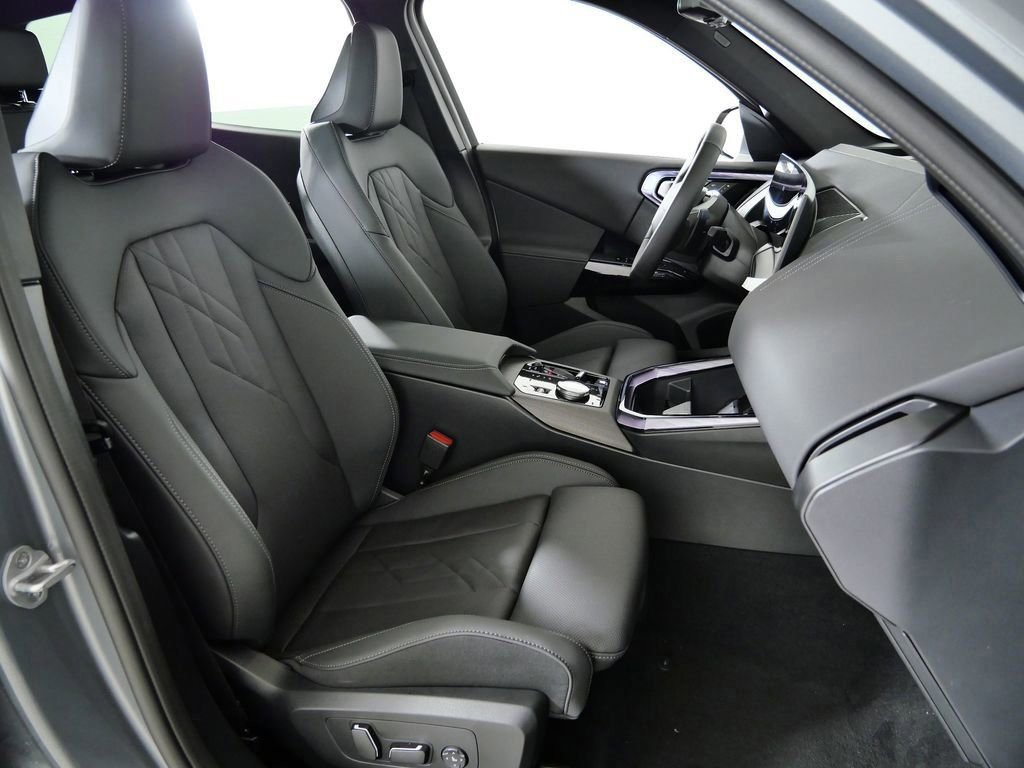 Used 2026 Skyscraper Grey Metallic BMW 30 xDrive image 23
