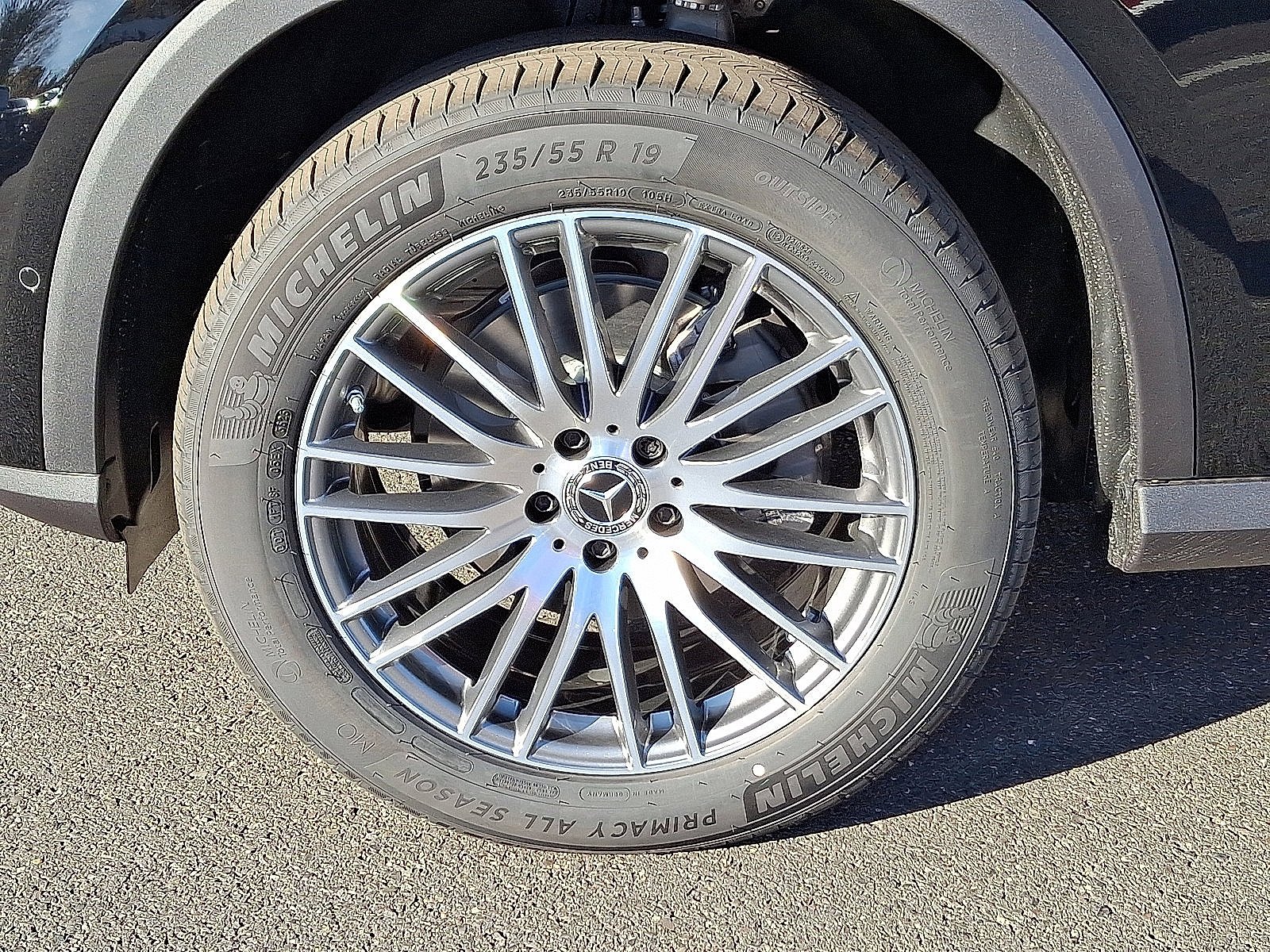 Certified Used 2026 Black Mercedes-Benz GLC 300 image 5