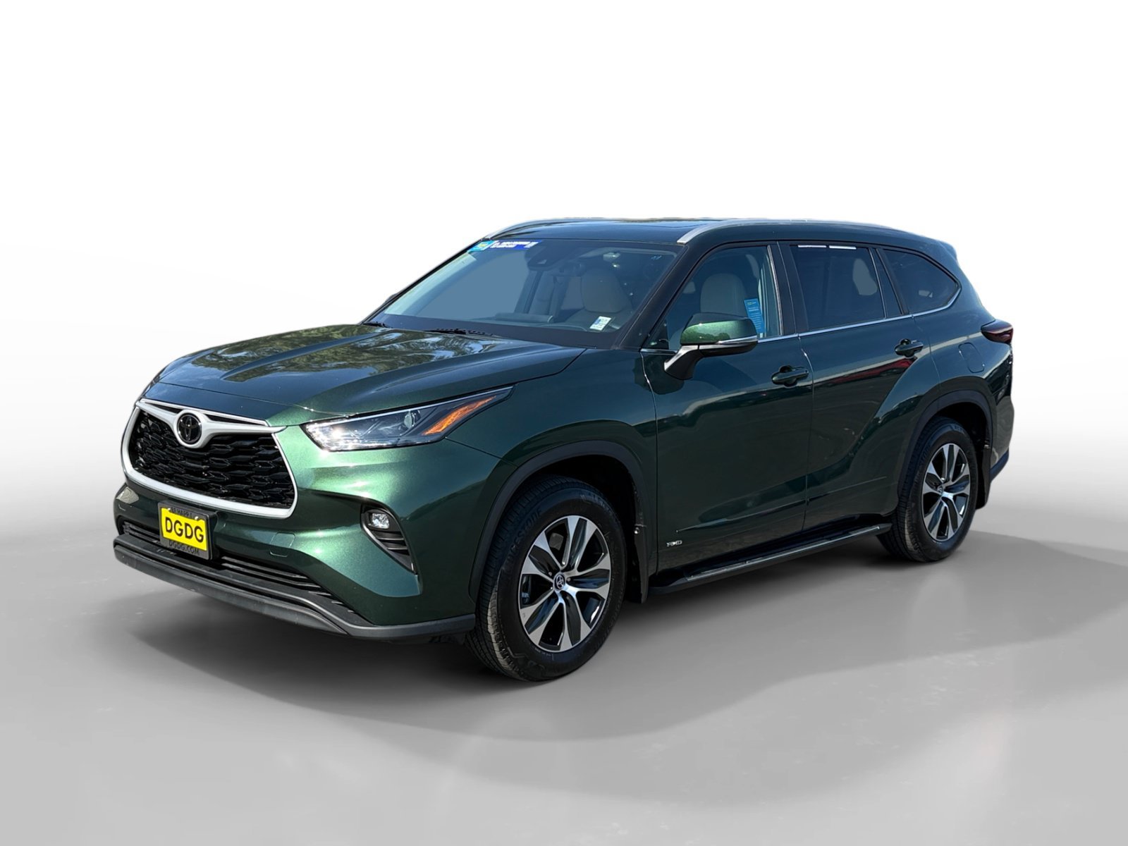 Used 2025 Cypress Toyota XLE image 1