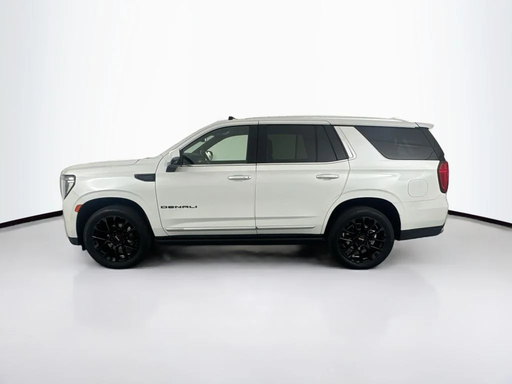 Used 2023 White GMC Denali image 8