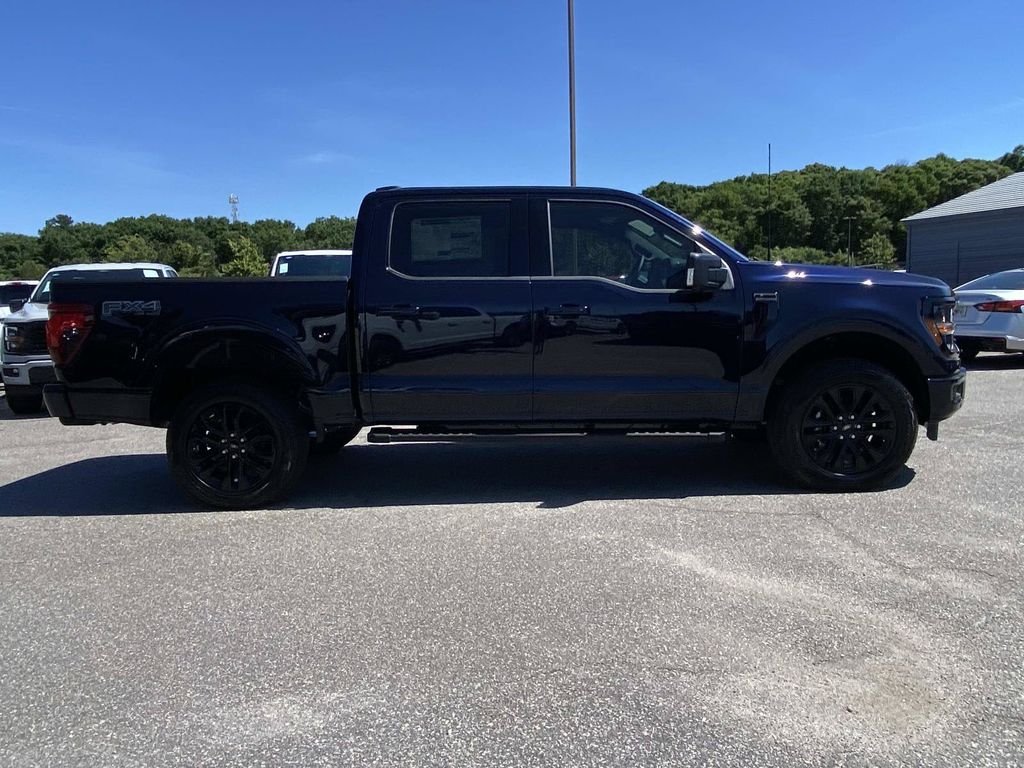New 2026 Antimatter Blue Metallic Ford XLT image 2