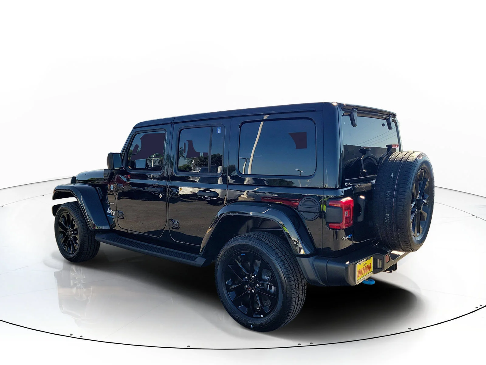Certified Used 2023 Black Jeep Sahara 4xe image 4