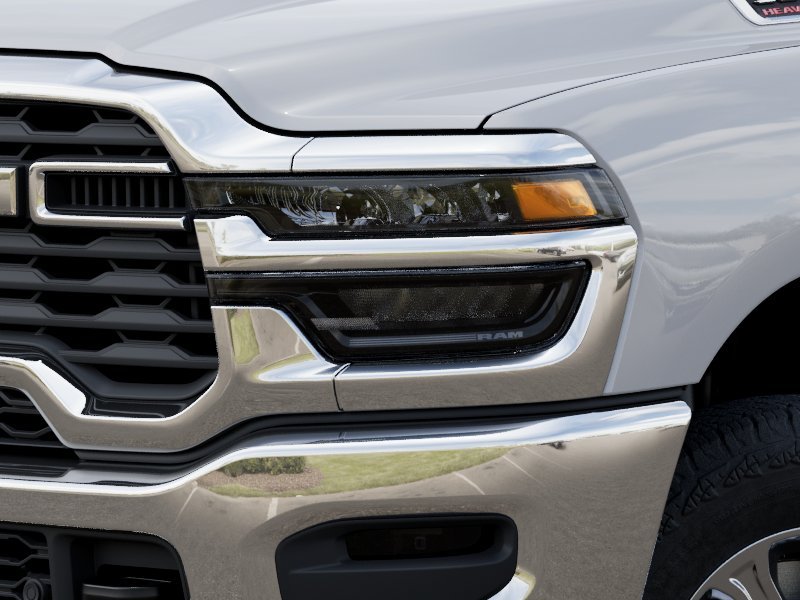 New 2026 Bright White Clear-Coat Exterior Paint RAM Tradesman image 44