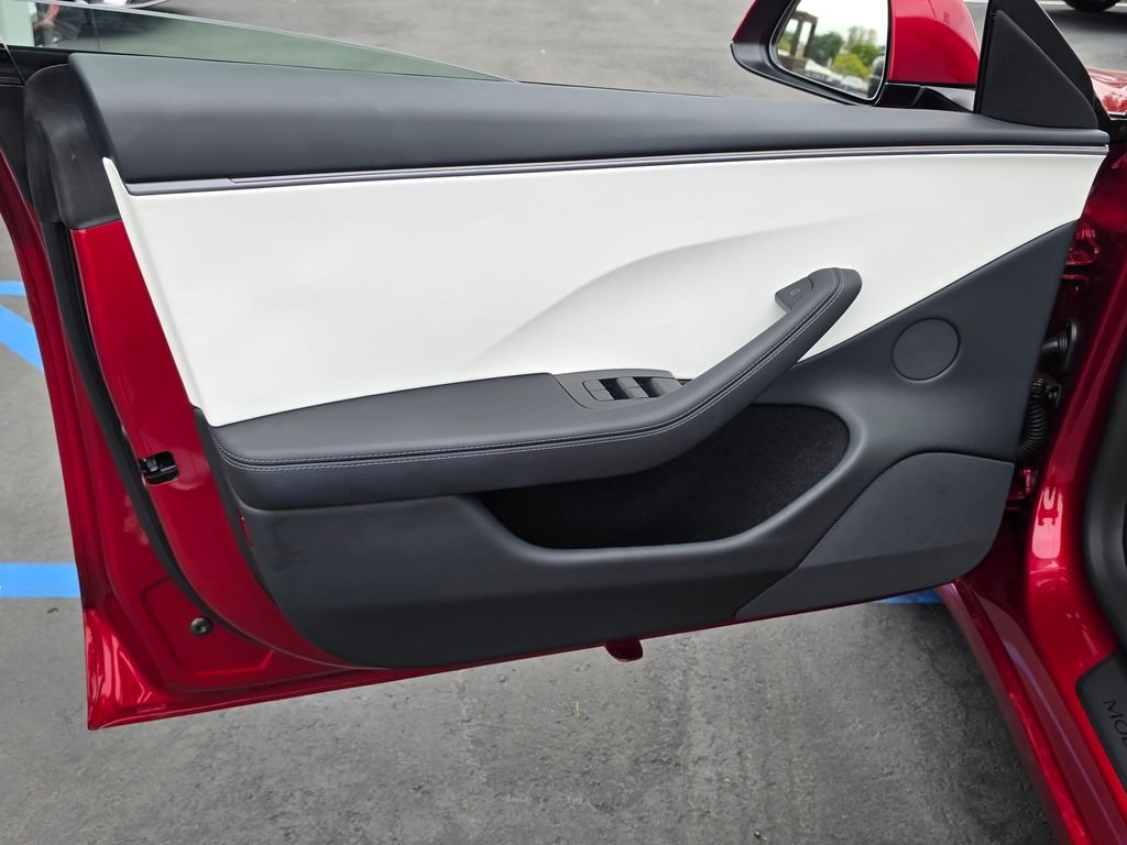 Used 2026  Tesla Performance image 22