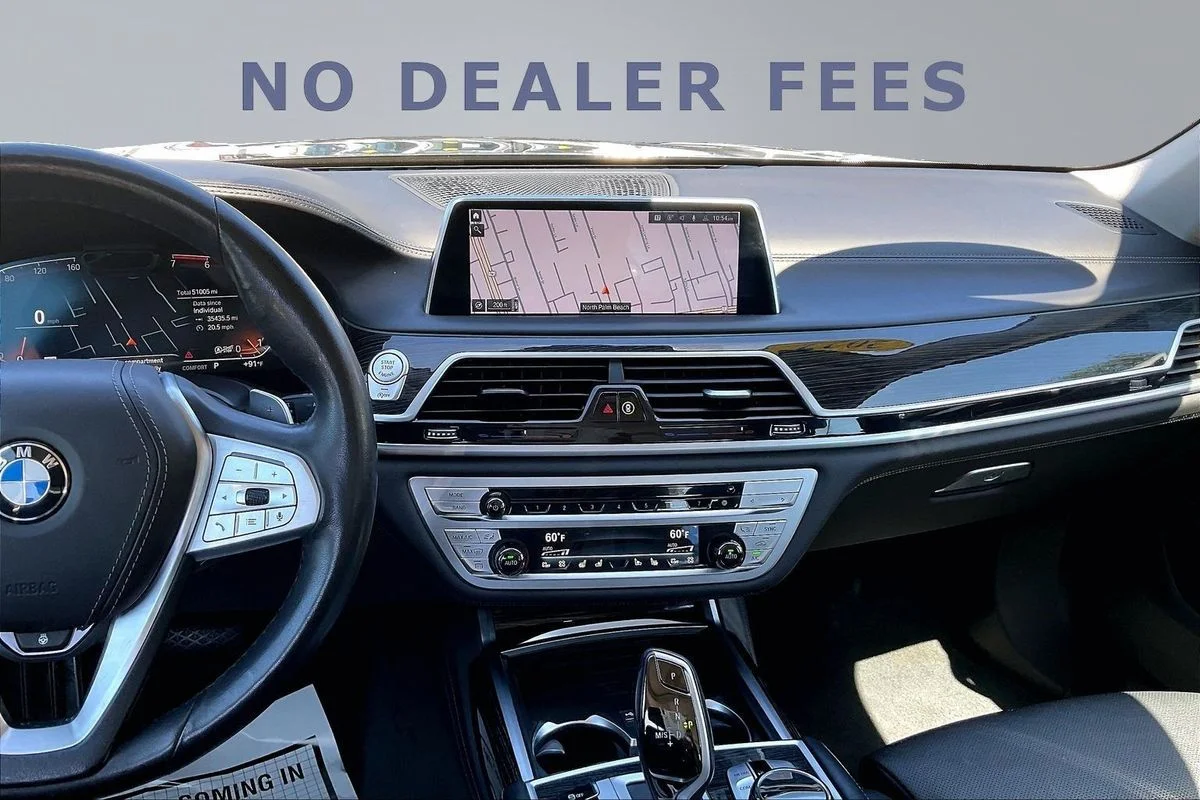 Used 2022  BMW i xDrive image 9