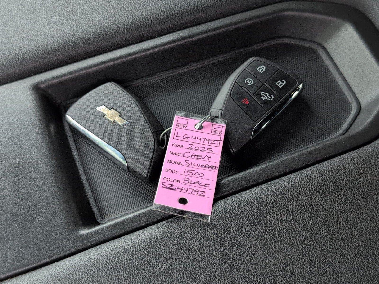 Used 2025 Black Chevrolet Custom image 16