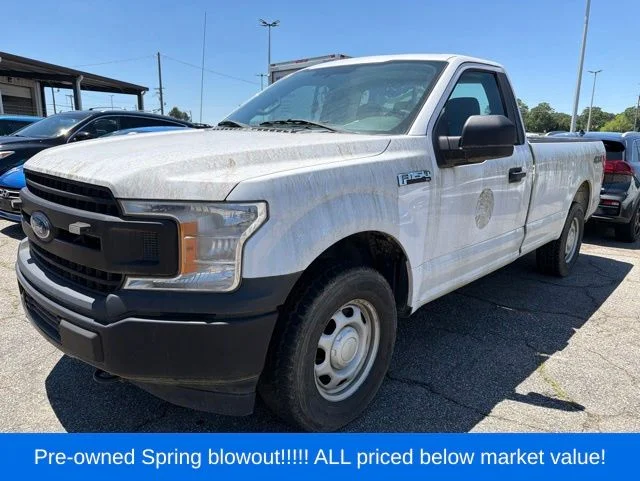 Used 2018 White Ford XL image 2