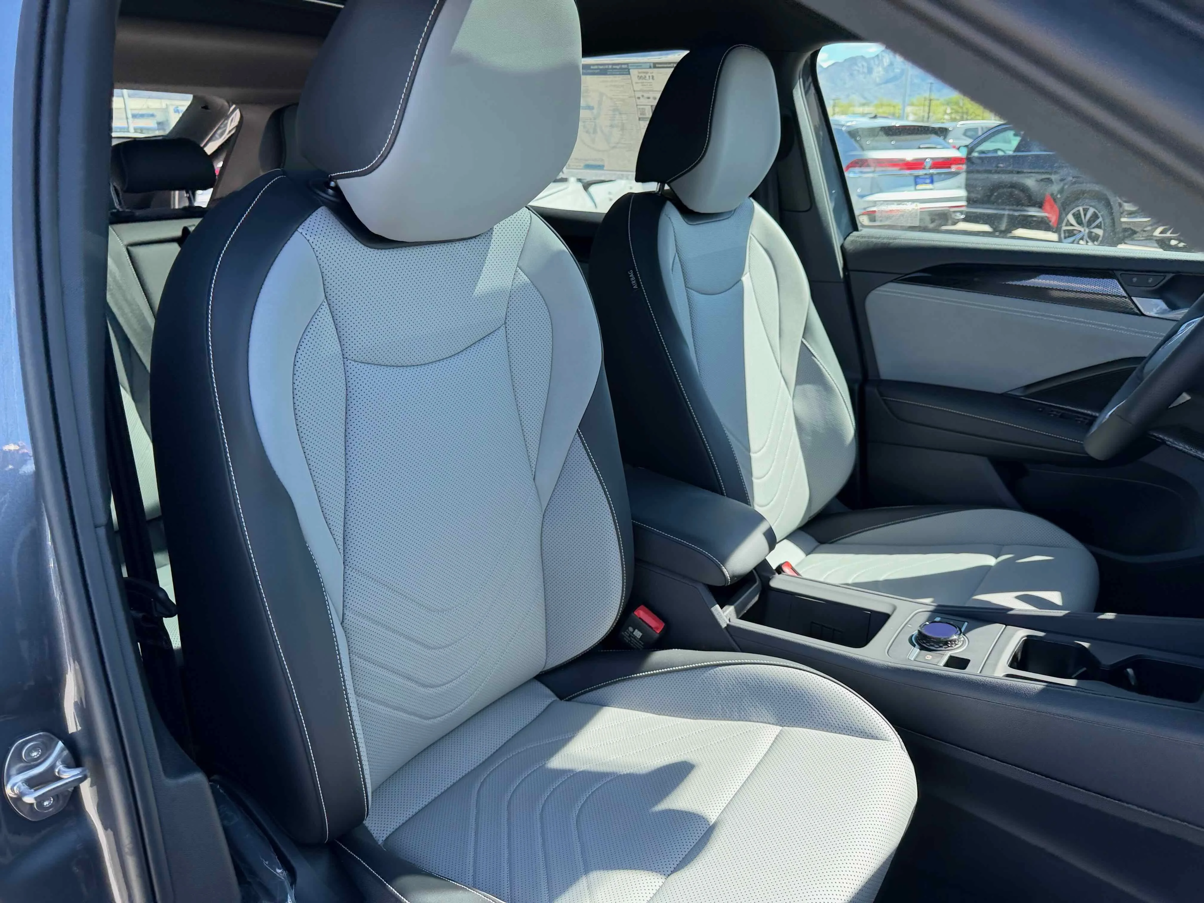 New 2026 Platinum Gray Volkswagen SE R-Line Black image 30