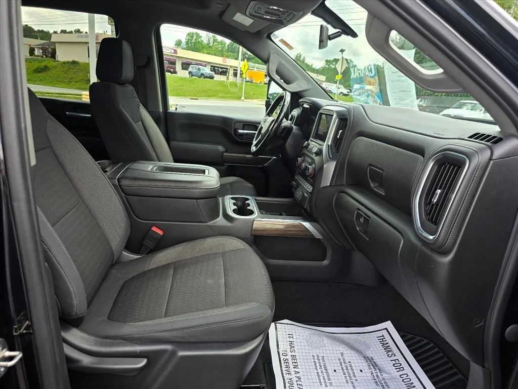 Used 2020 Black Chevrolet LT image 14