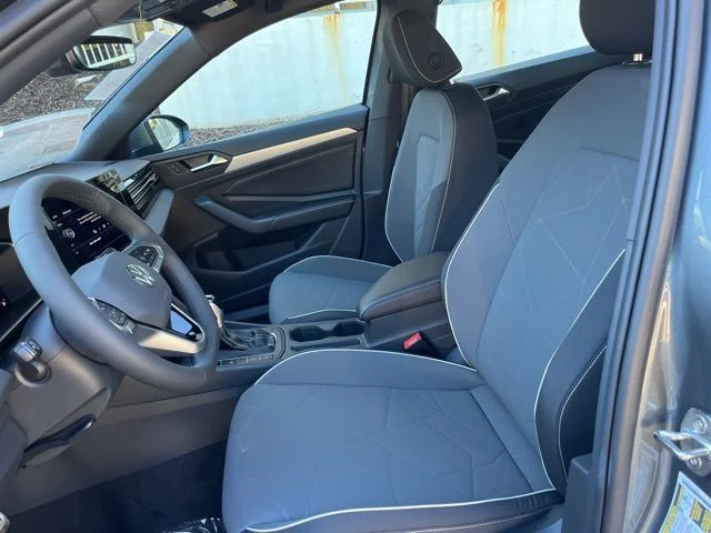 2026 Volkswagen Jetta Sport - Photo 8