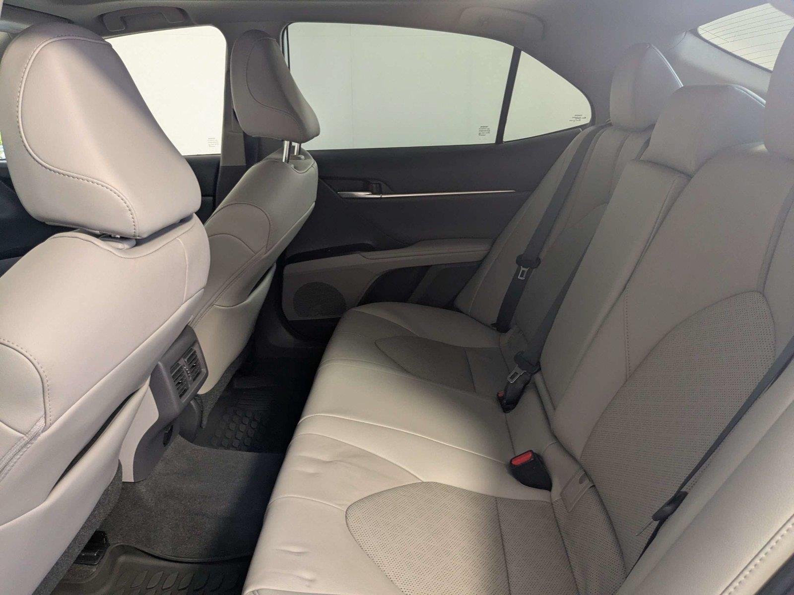 Certified Used 2020 Wind Chill Pearl Toyota XSE image 34