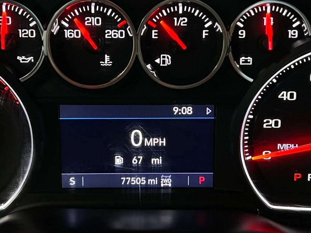 Used 2019 Black Chevrolet LT image 17