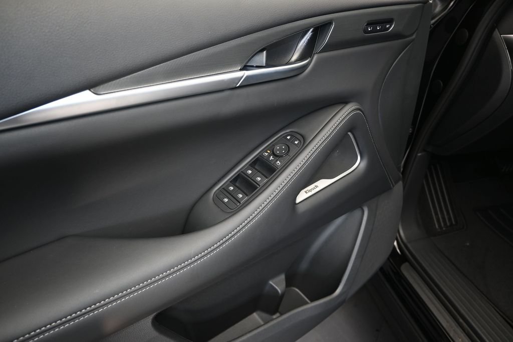 New 2027 MINERAL BLACK INFINITI Luxe FWD image 11