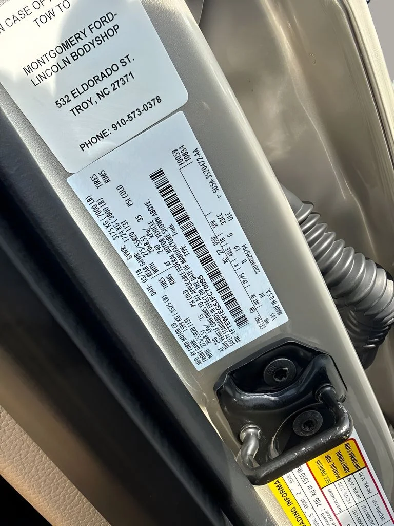 Used 2018 Gold Ford Lariat image 25