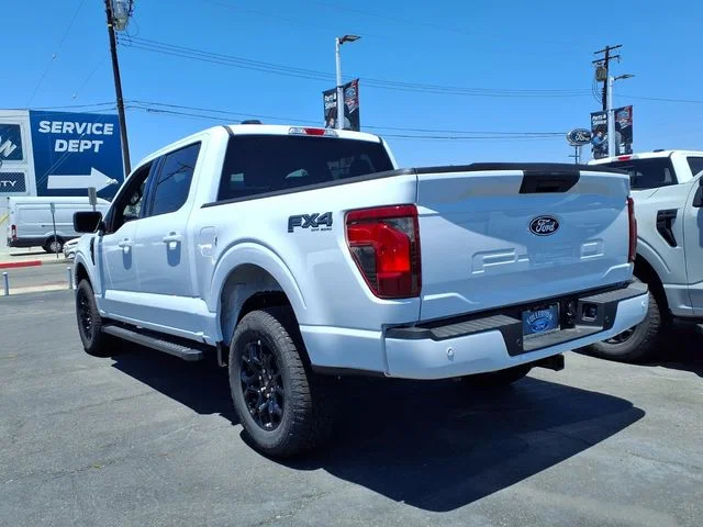 New 2026 Oxford White Ford XLT image 4
