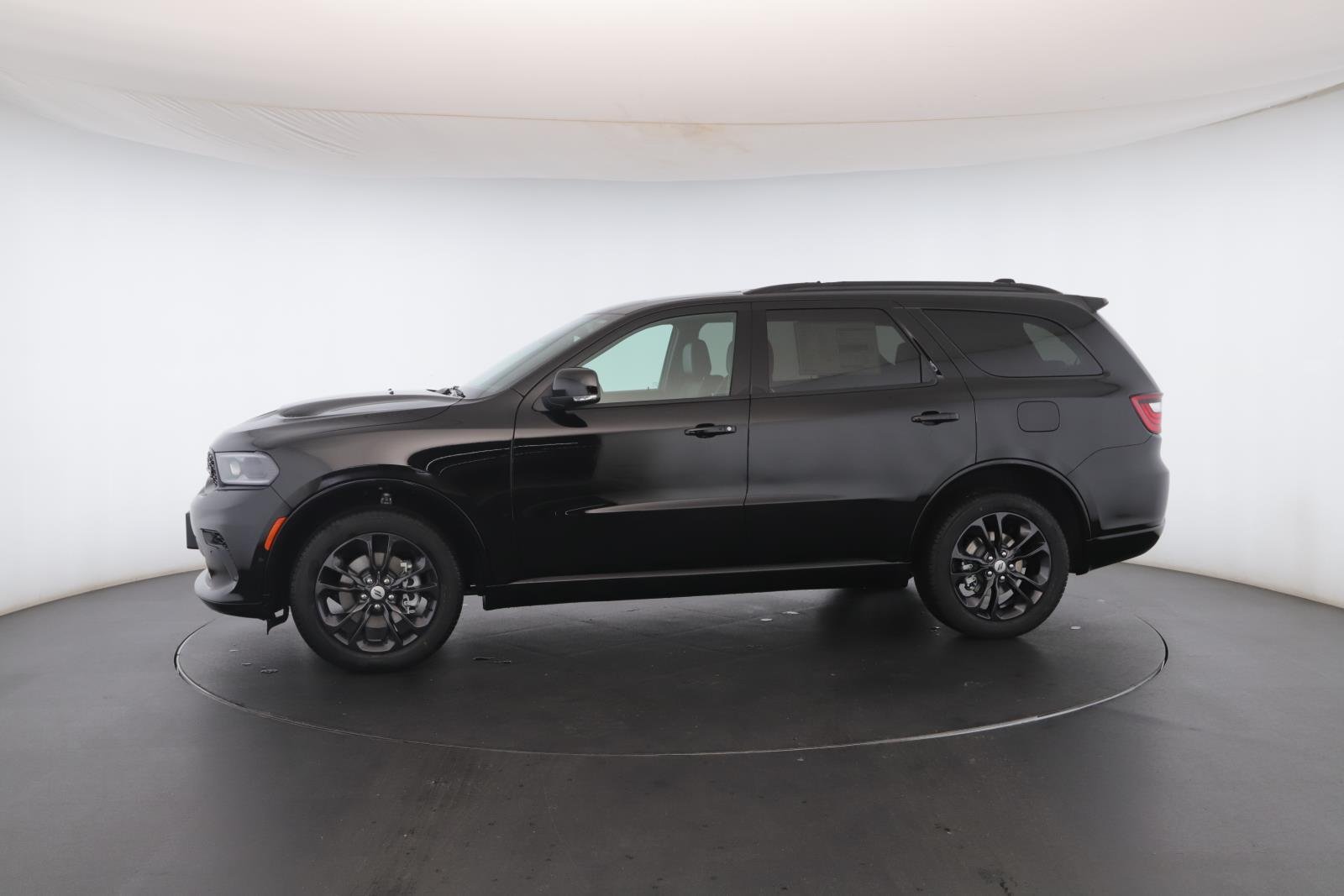 New 2026 Diamond Black Clear-Coat Exterior Paint Dodge GT Plus AWD image 42