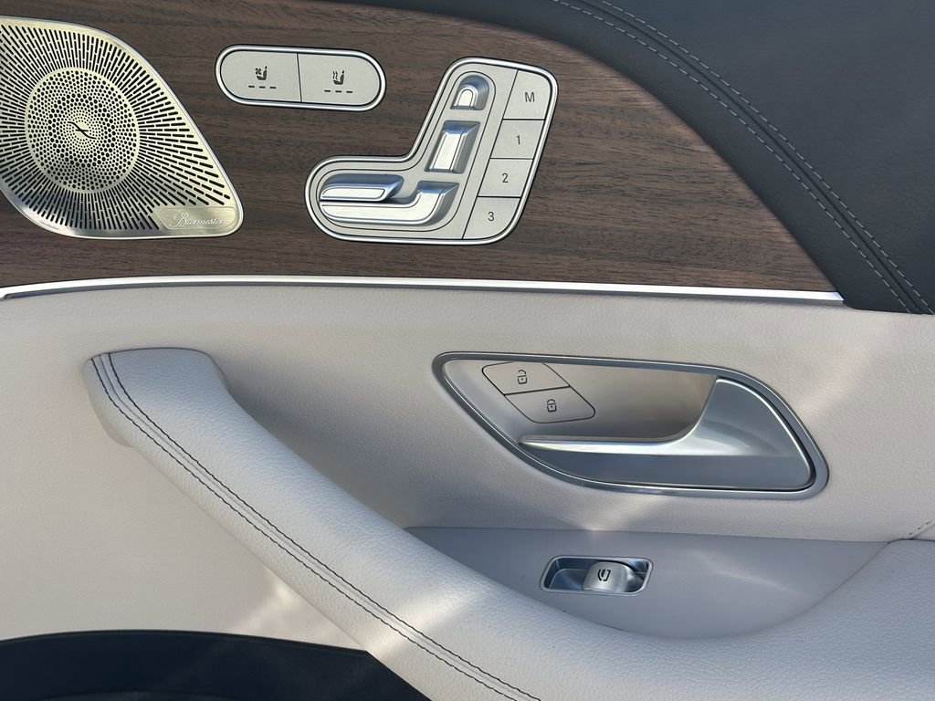 New 2026 MANUFAKTUR Moonlight White Metallic Mercedes-Benz GLE 350 image 56