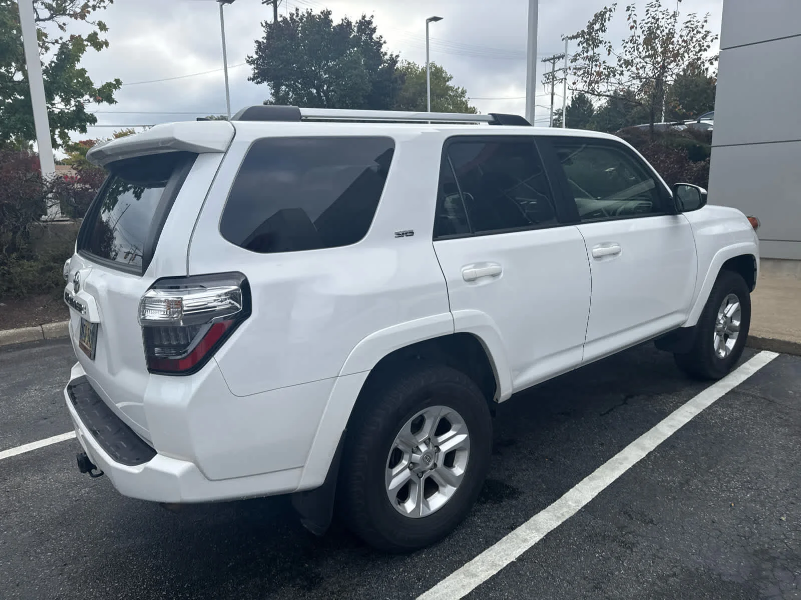 Used 2024 Ice Cap Toyota SR5 image 7