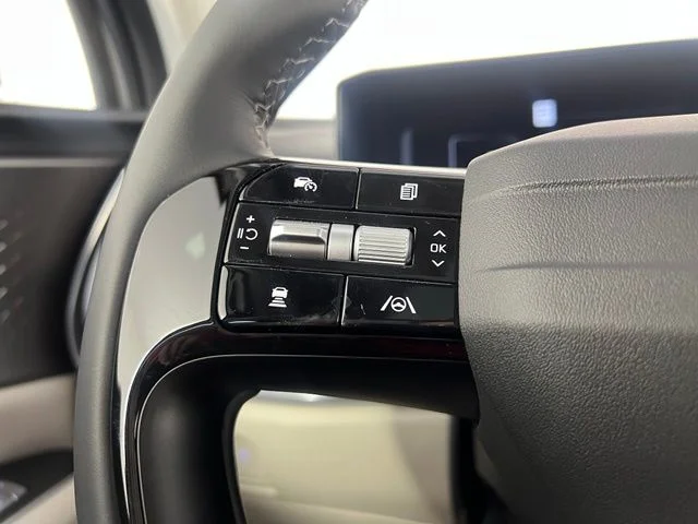 New 2026 Gray Kia SX image 33