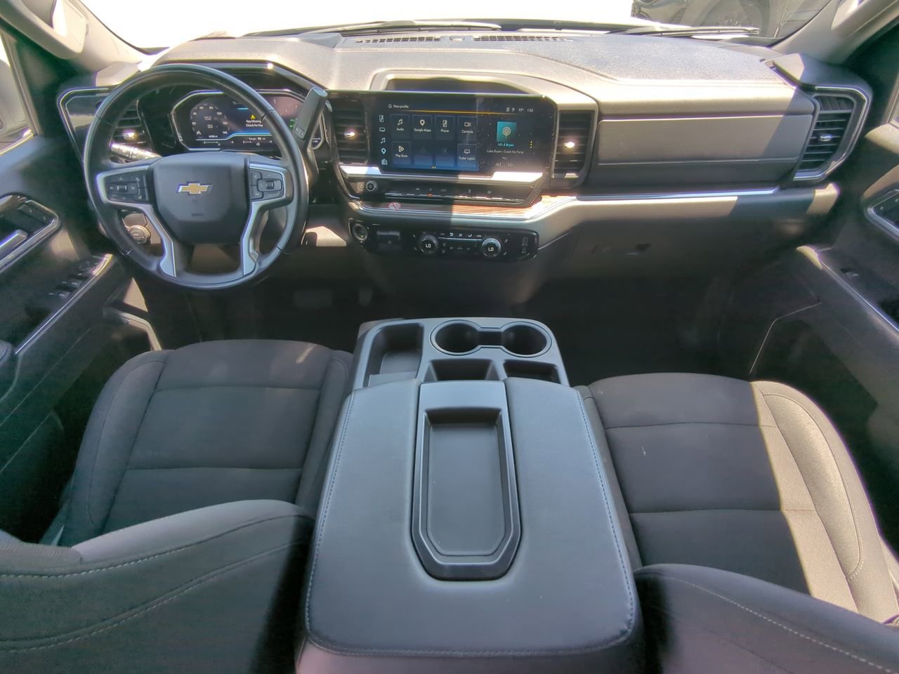 Used 2025 Summit White Chevrolet LT image 14