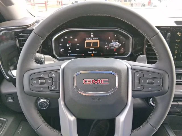 2026 GMC Sierra 1500 SLT - Photo 9