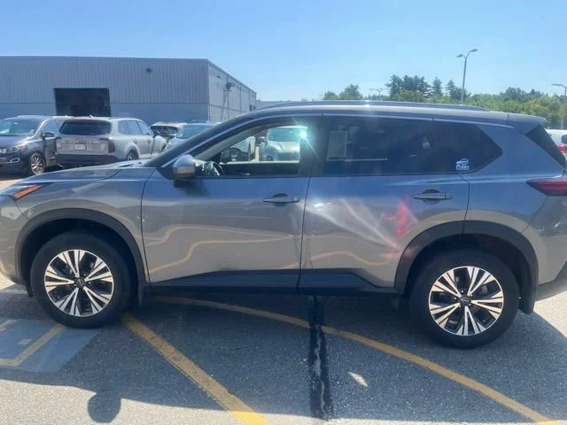 Certified Used 2023 Gun Metallic Nissan SV image 6