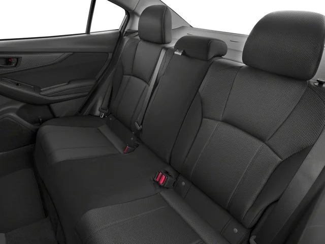 Used 2017 Carbide Gray Metallic Subaru Premium image 17