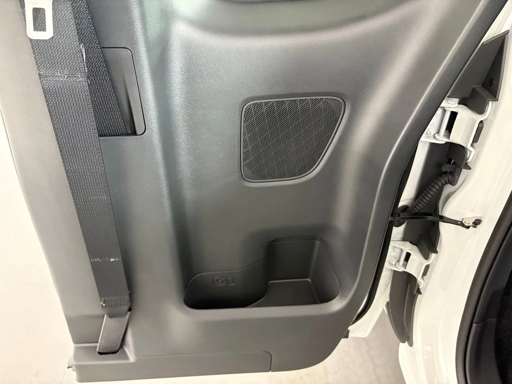 New 2026 Glacier White Nissan King Cab® S image 40