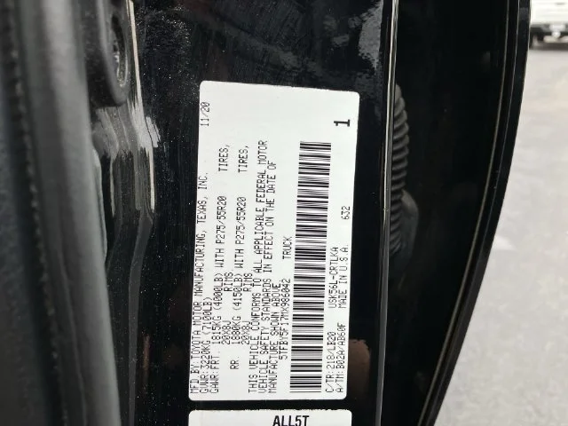 2021 Toyota Tundra Limited - Photo 32