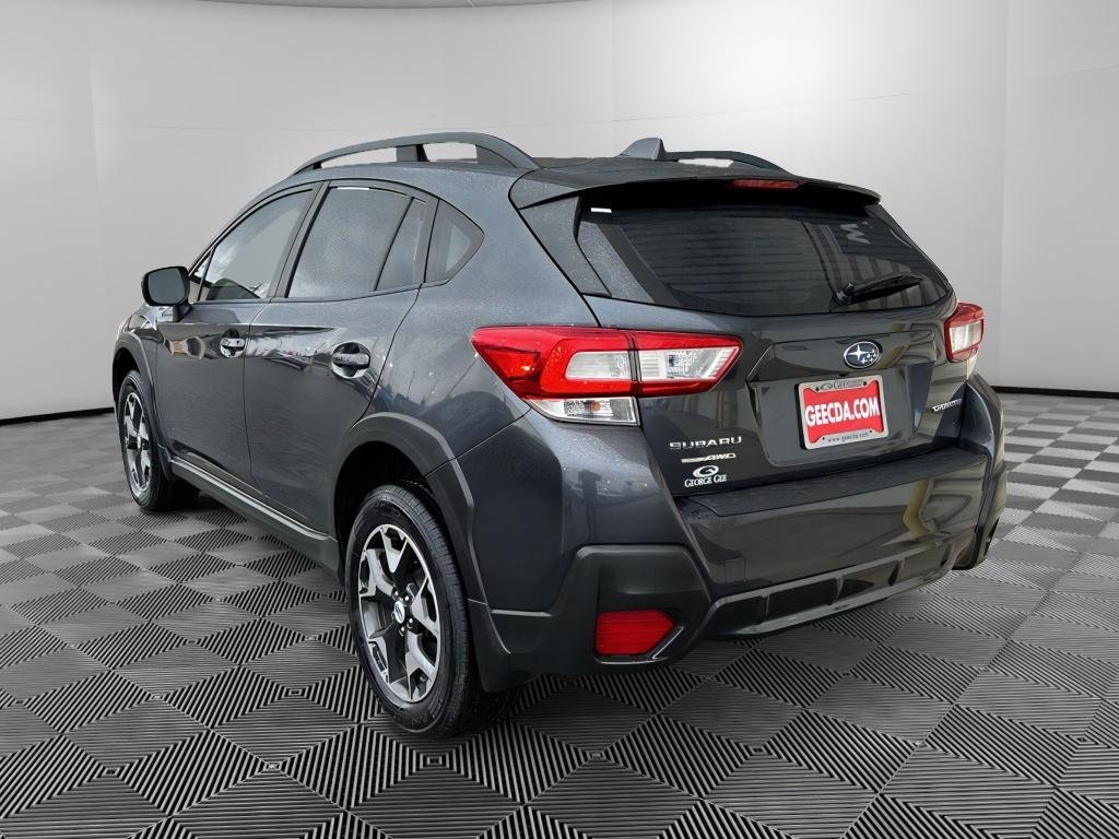 Used 2018 Dark Gray Metallic Subaru Premium image 6