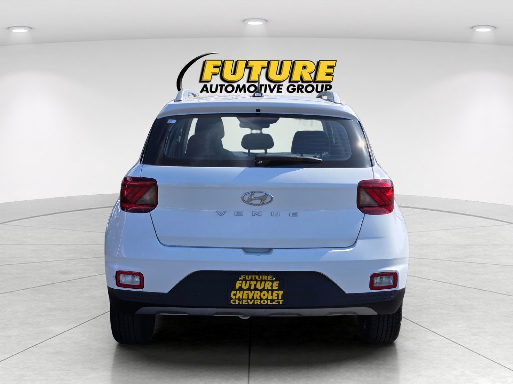 Certified Used 2025 White Hyundai SEL image 5