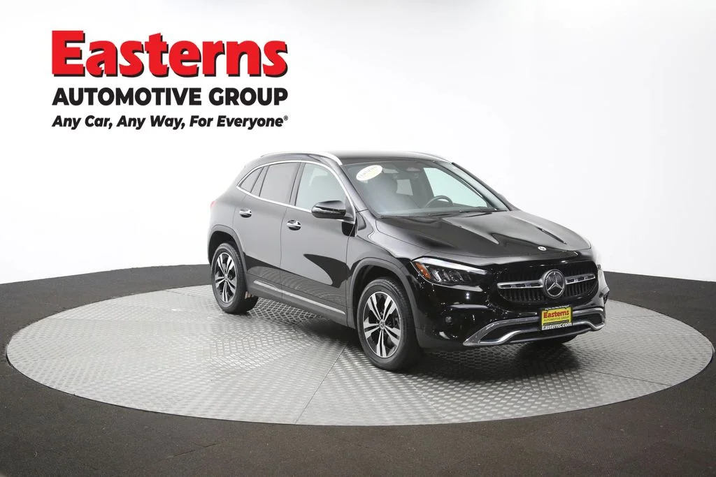 Used 2025 Black Mercedes-Benz GLA 250 image 49