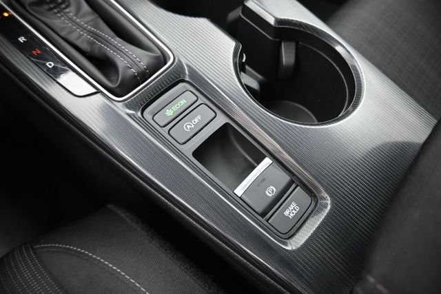 Used 2025  Honda LX image 30