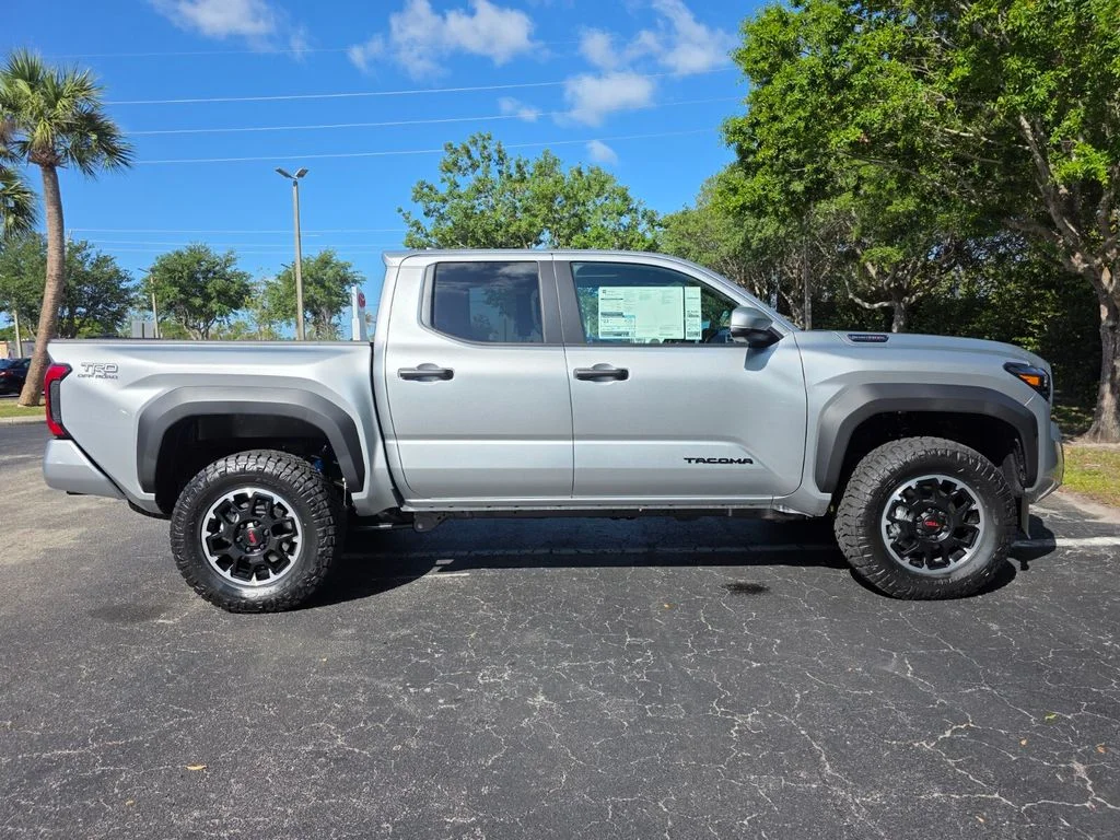 2026 Toyota Tacoma TRD Off Road - Photo 12