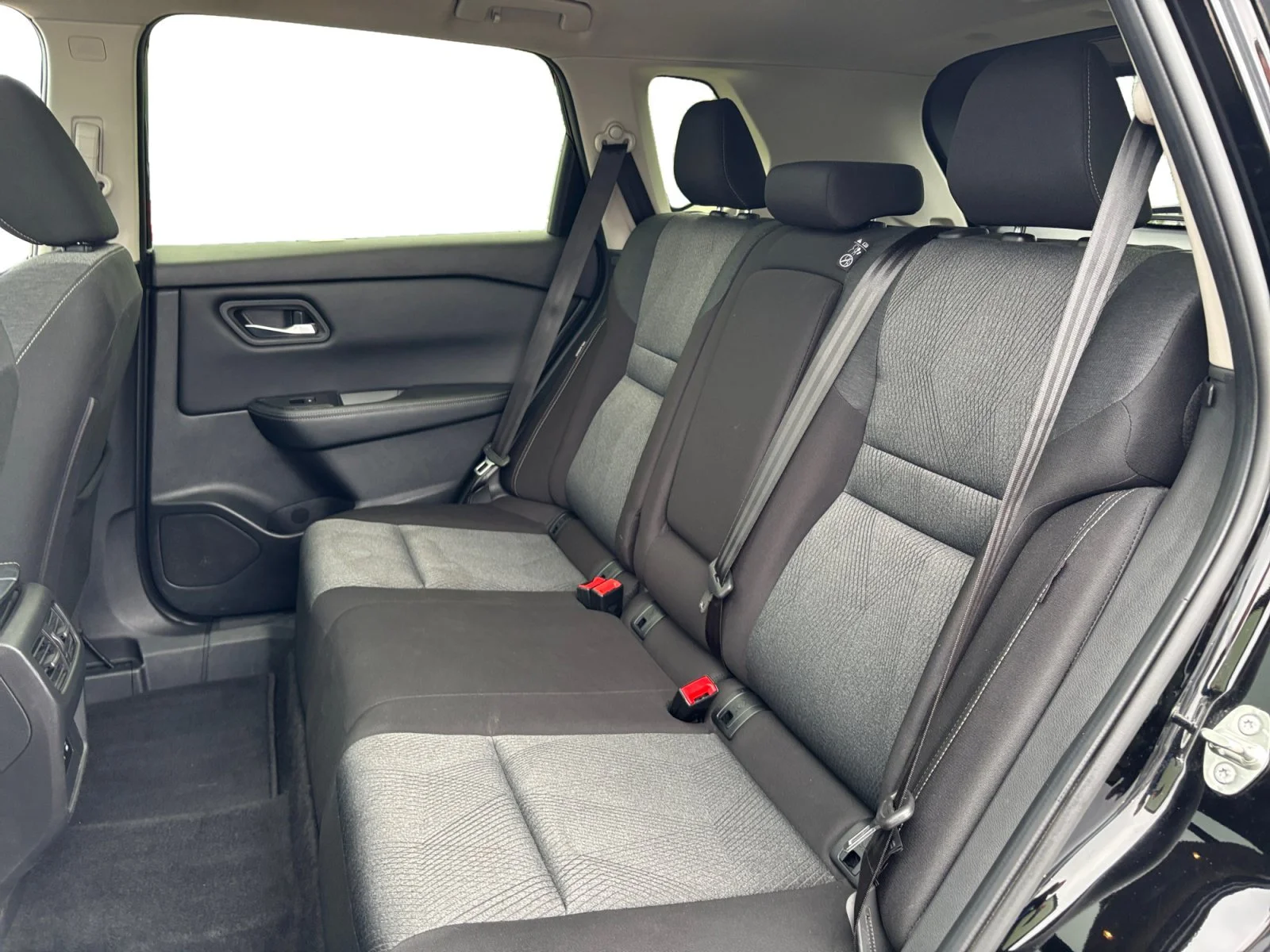 Certified Used 2025 Super Black Nissan SV Moonroof image 16