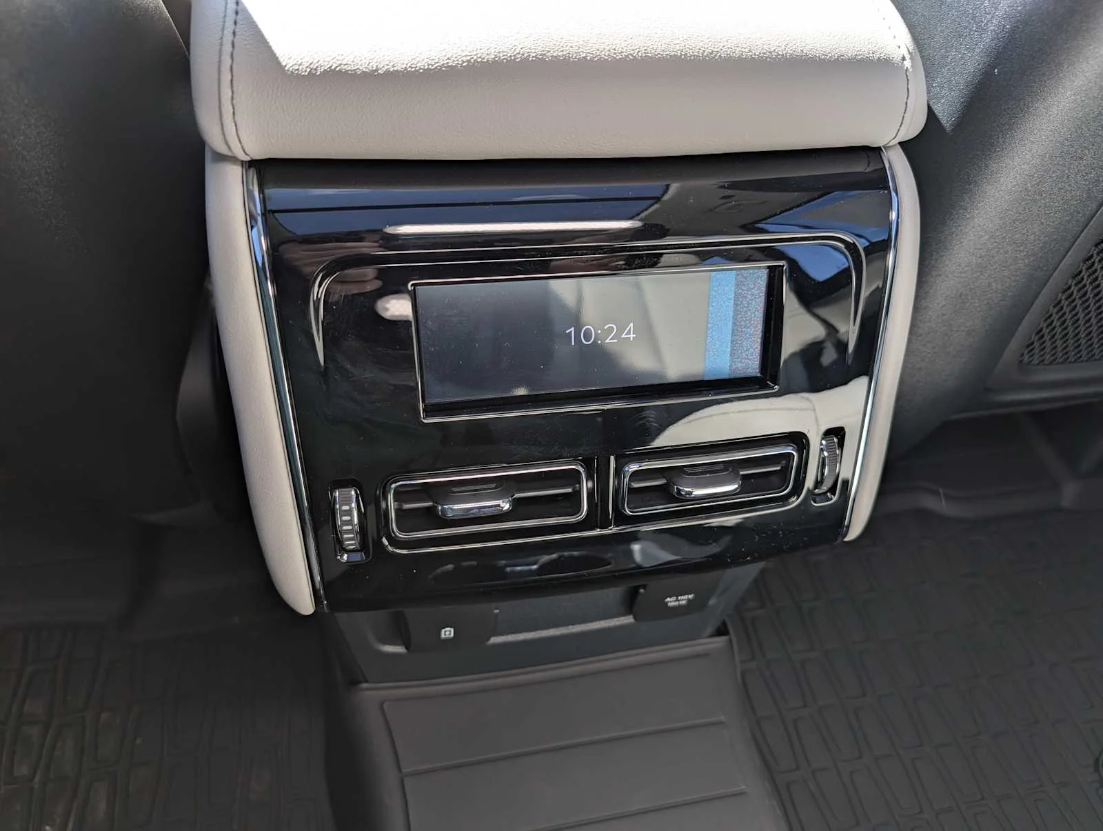 New 2026 Pristine White Metallic Tri-Coat Lincoln Premiere image 16