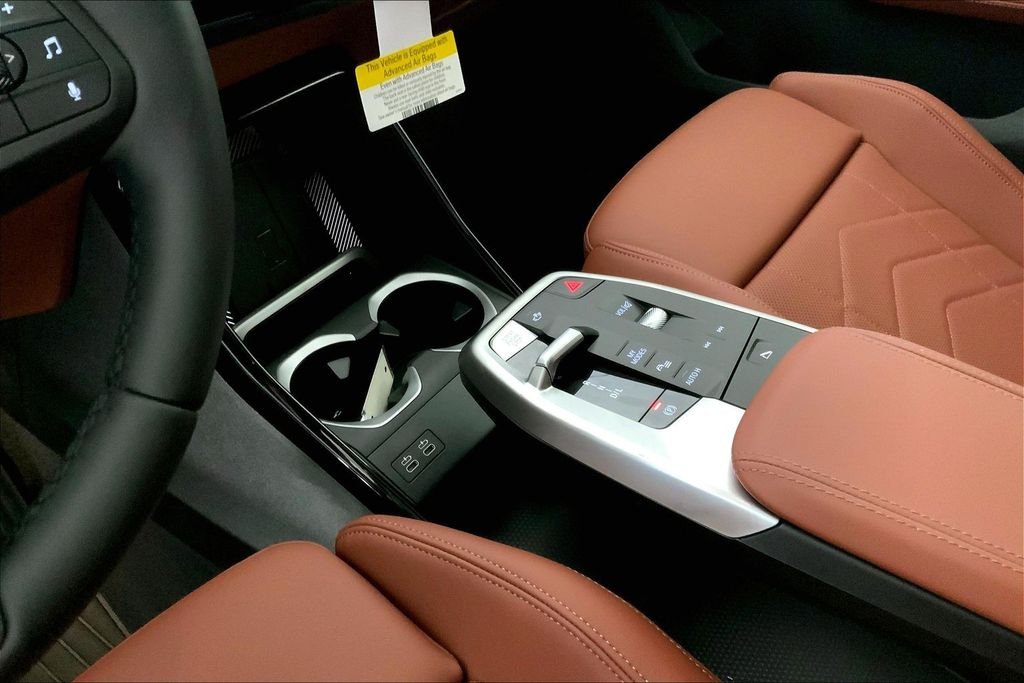 New 2027 Mineral White Metallic BMW xDrive28i image 6