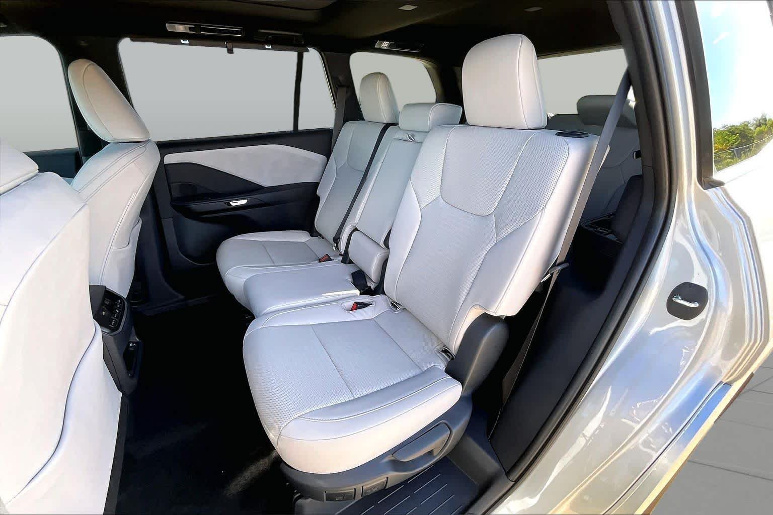 Used 2026 CELESTIAL SILVER Lexus Premium image 21