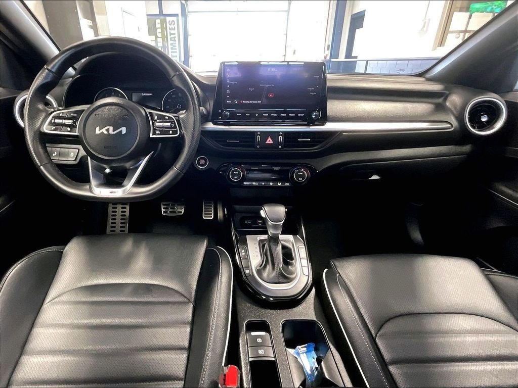 Used 2024 Gray Kia GT-Line image 21