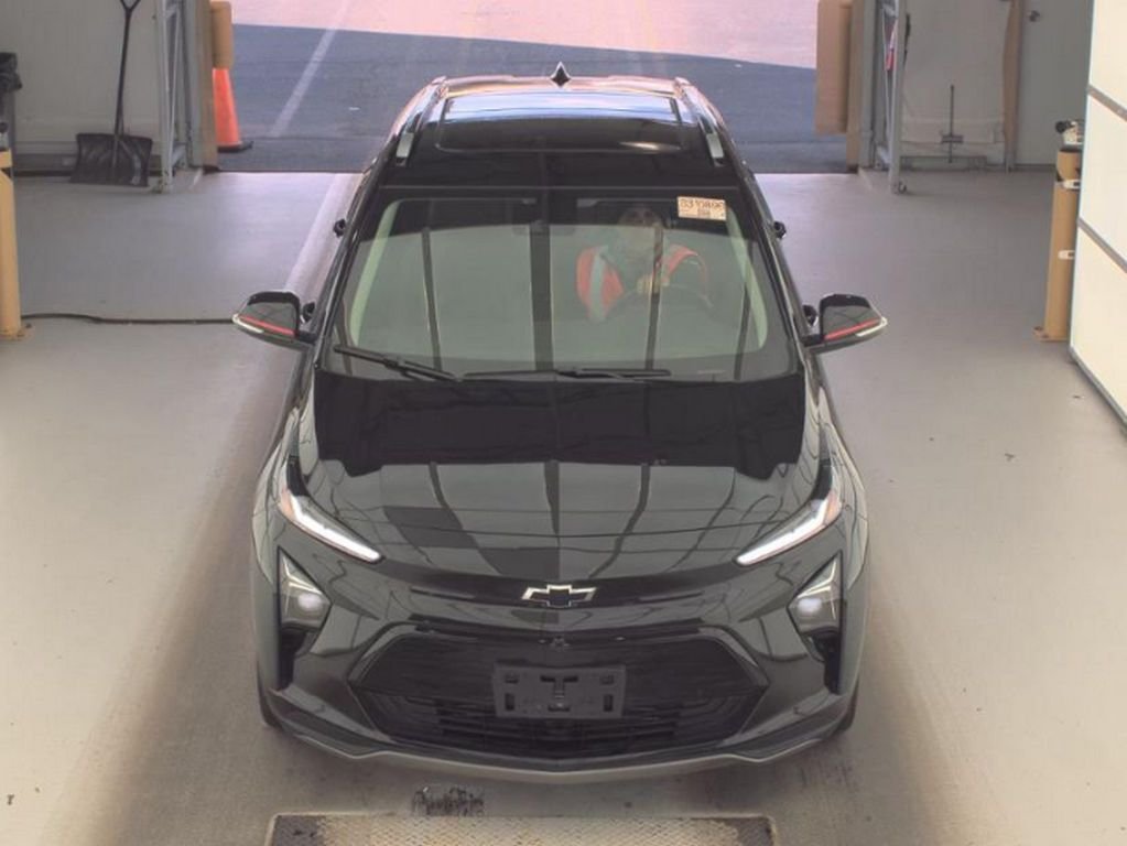 Used 2023 Chevrolet Bolt EUV Premier with VIN 1G1FZ6S09P4103395 for sale in Akron, OH