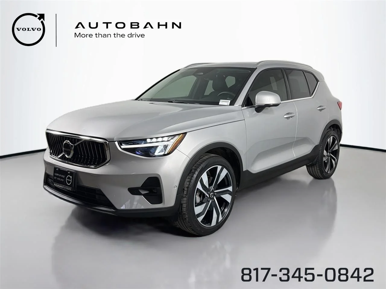 2024 Volvo XC40 B5 Plus Bright AWD's photo