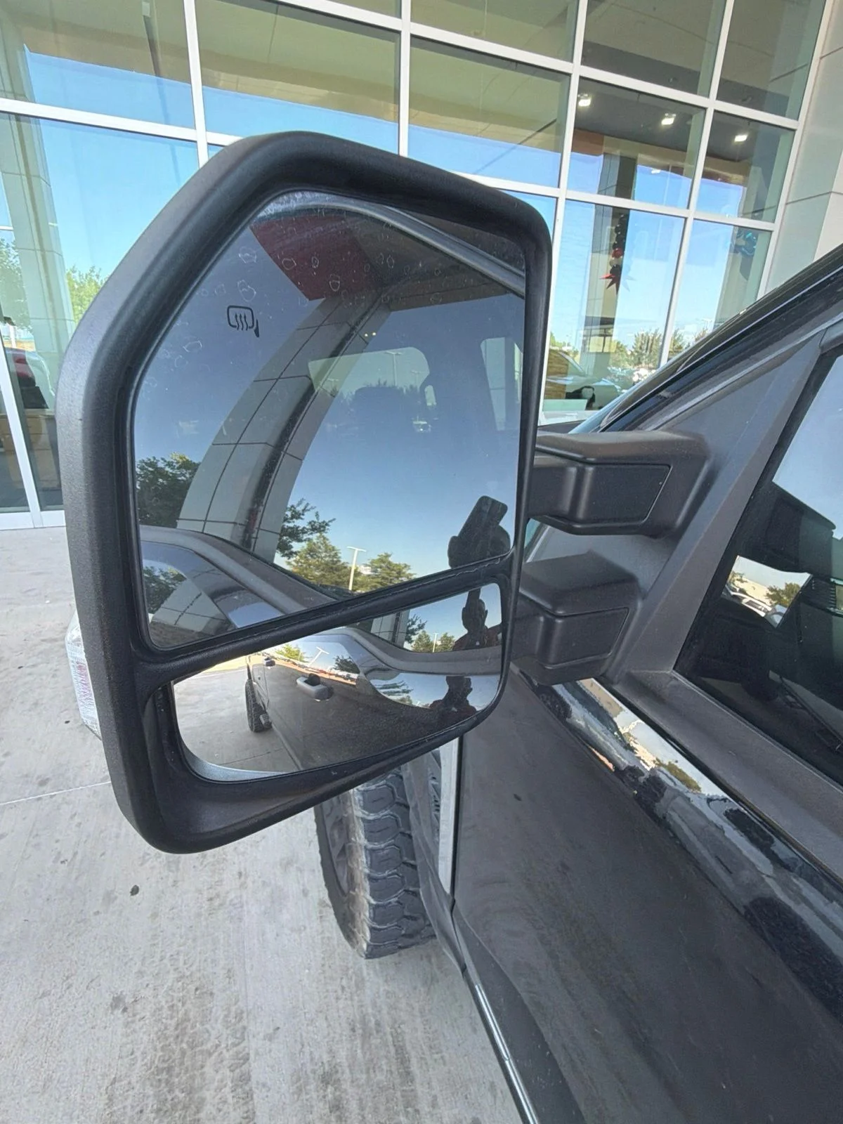 Used 2023 Black Ford XL image 17