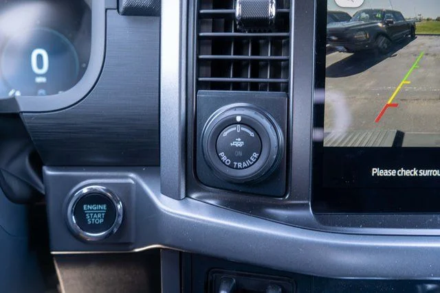 New 2026 Avalanche Ford XLT image 19
