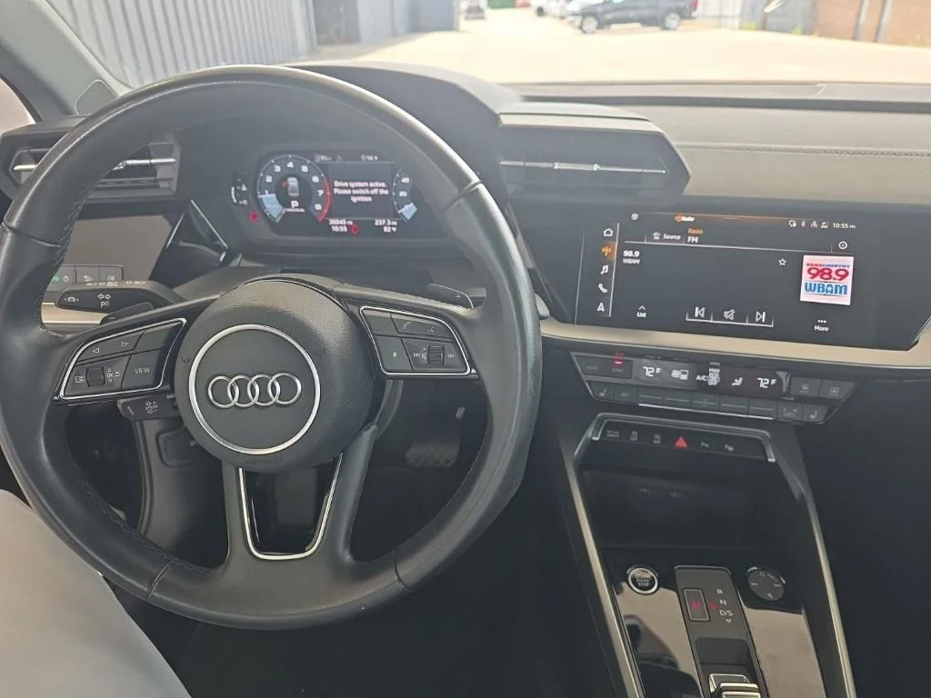 Used 2024  Audi 40 Premium image 10